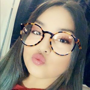 Meet your Posher, Rosa